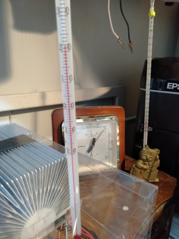 ペルチェエアコン