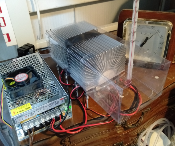 ペルチェエアコン